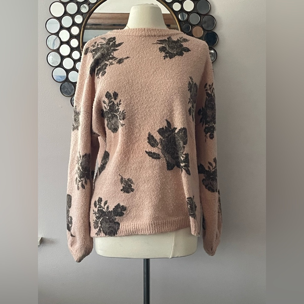 Altar’d State rose sweater in peach